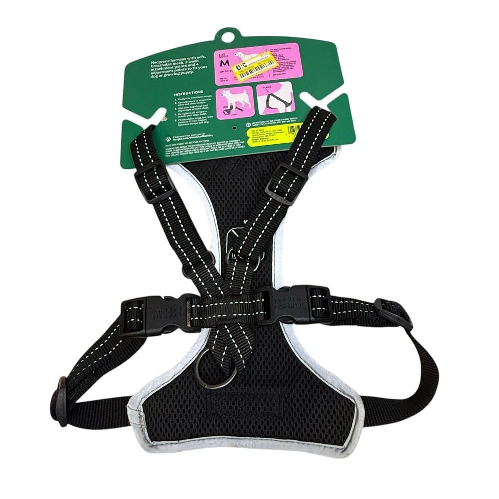Boots and Barkley Medium Black Reflective Dog Harness And Retractable Leash Set - Picture 7 of 13